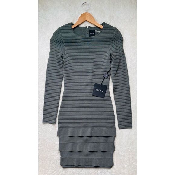 NWT Rolo & Ale Slate Grey Talia Long Sleeve Knitted Dress With Three Band Detail - Picture 1 of 13